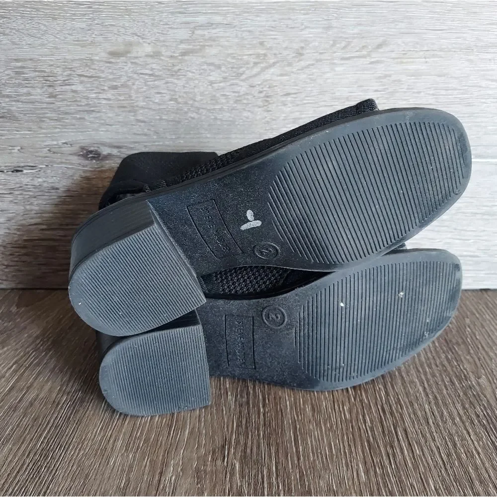 Steve Madden comfortable knit
